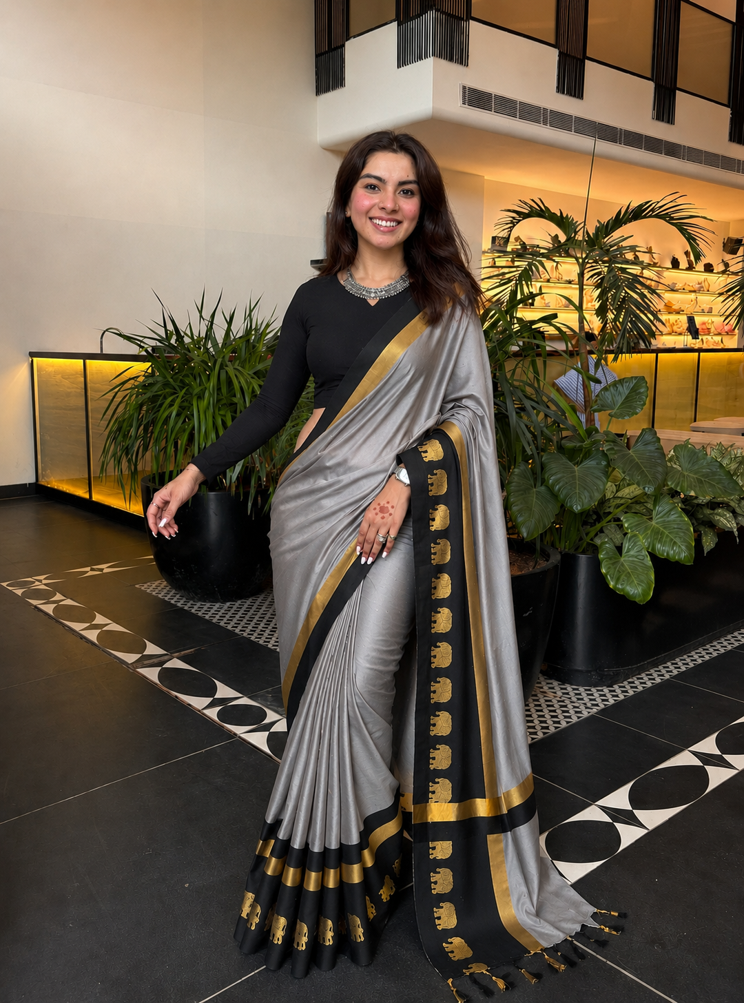 ELEPHANT BORDER Grey & Black  Soft Cotton Silk Emerald Bloom Saree For Women